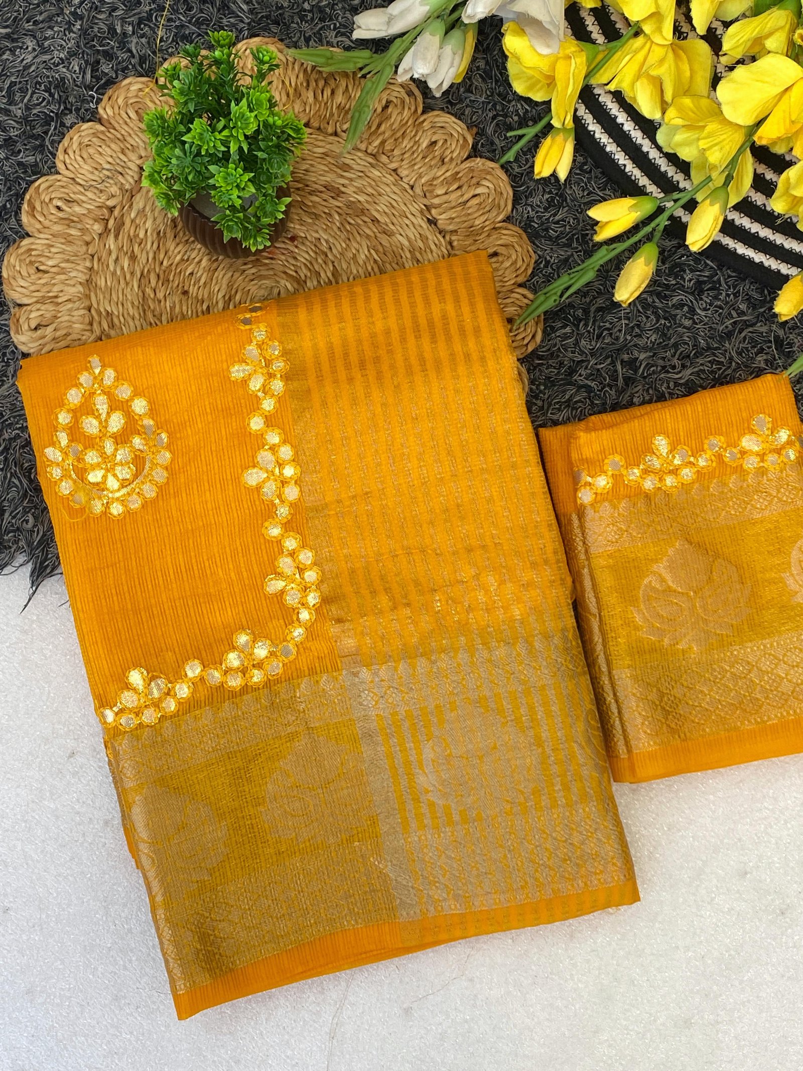 ILF The Jaipur Gota Scallop Kota Saree