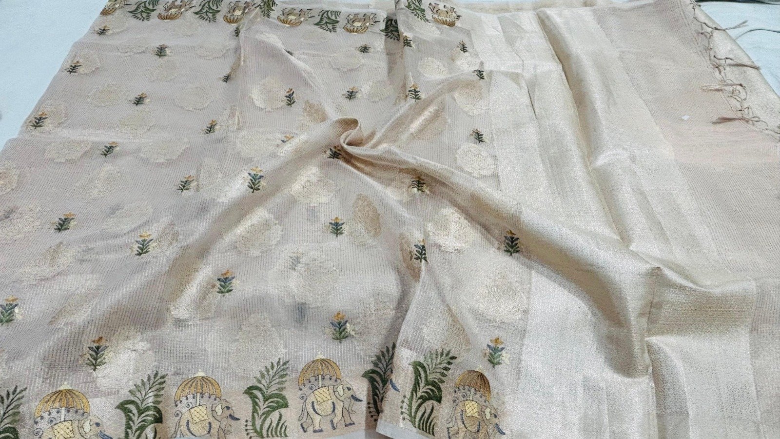 BHC Regal Elephant Motif Tissue Silk Saree with Intricate Thread Work