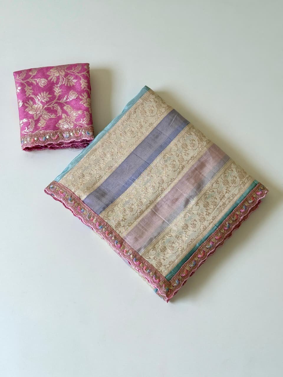 Premium HO Viscose Jacquard Saree with Hand-Dyed Meenakari Weaving & Designer Cut-Work Lace