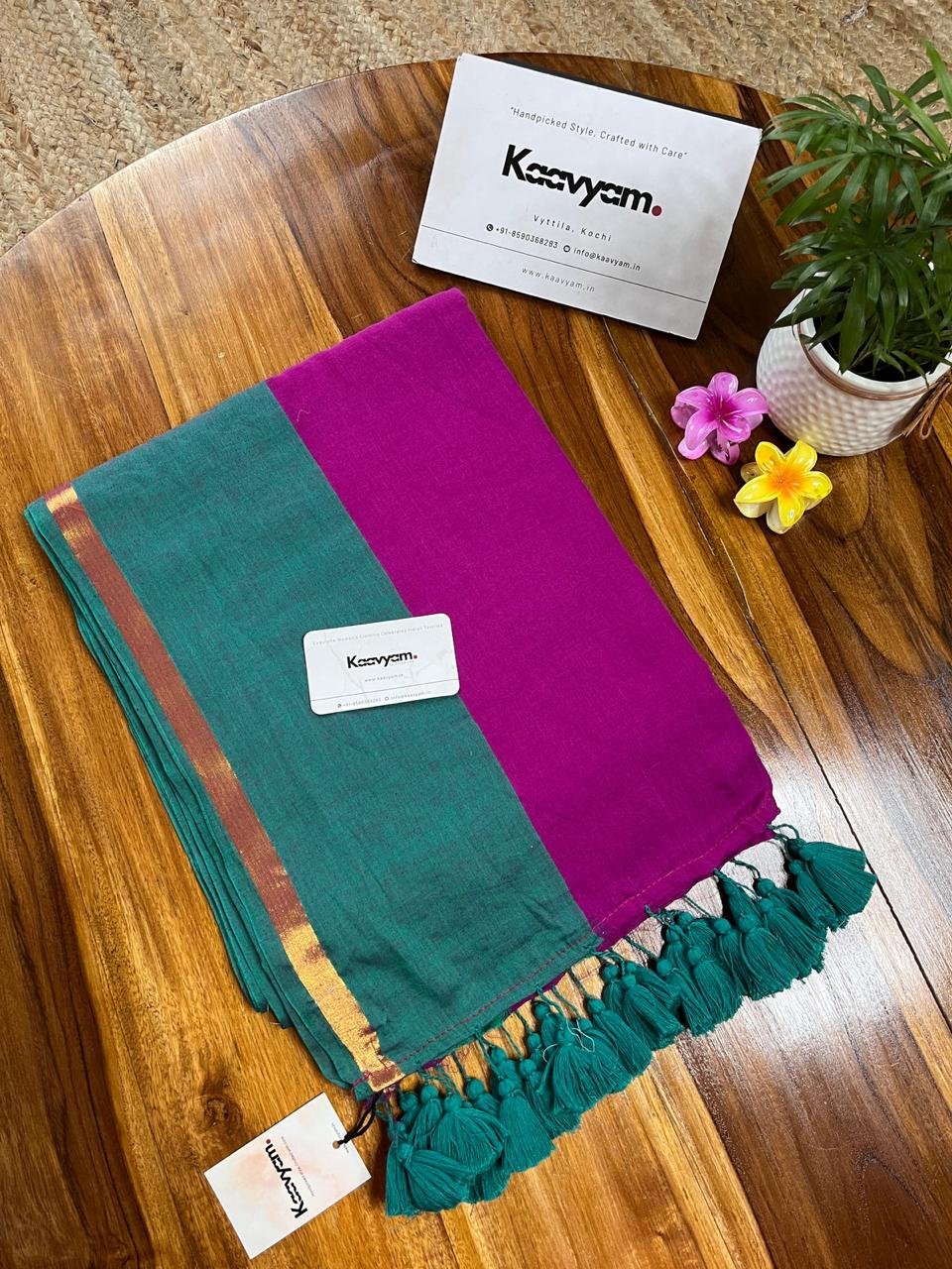 Premium Handloom Pure Mulmul Cotton Saree in Vibrant Magenta & Sea Green Contrast with Zari Border