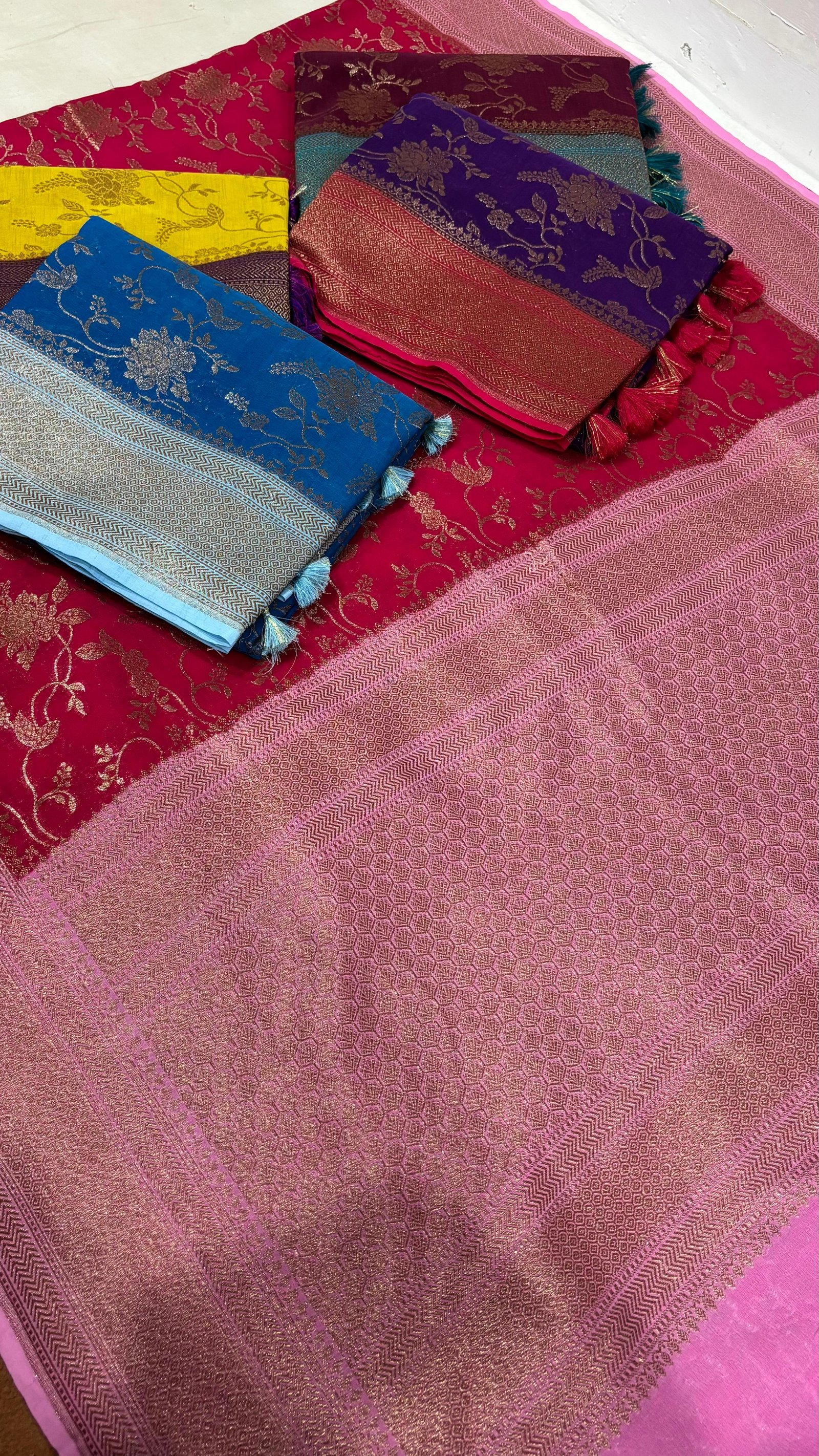 Exquisite Banarasi Khaddi Georgette Saree with All-Over Zari Weaving and Contrast Border