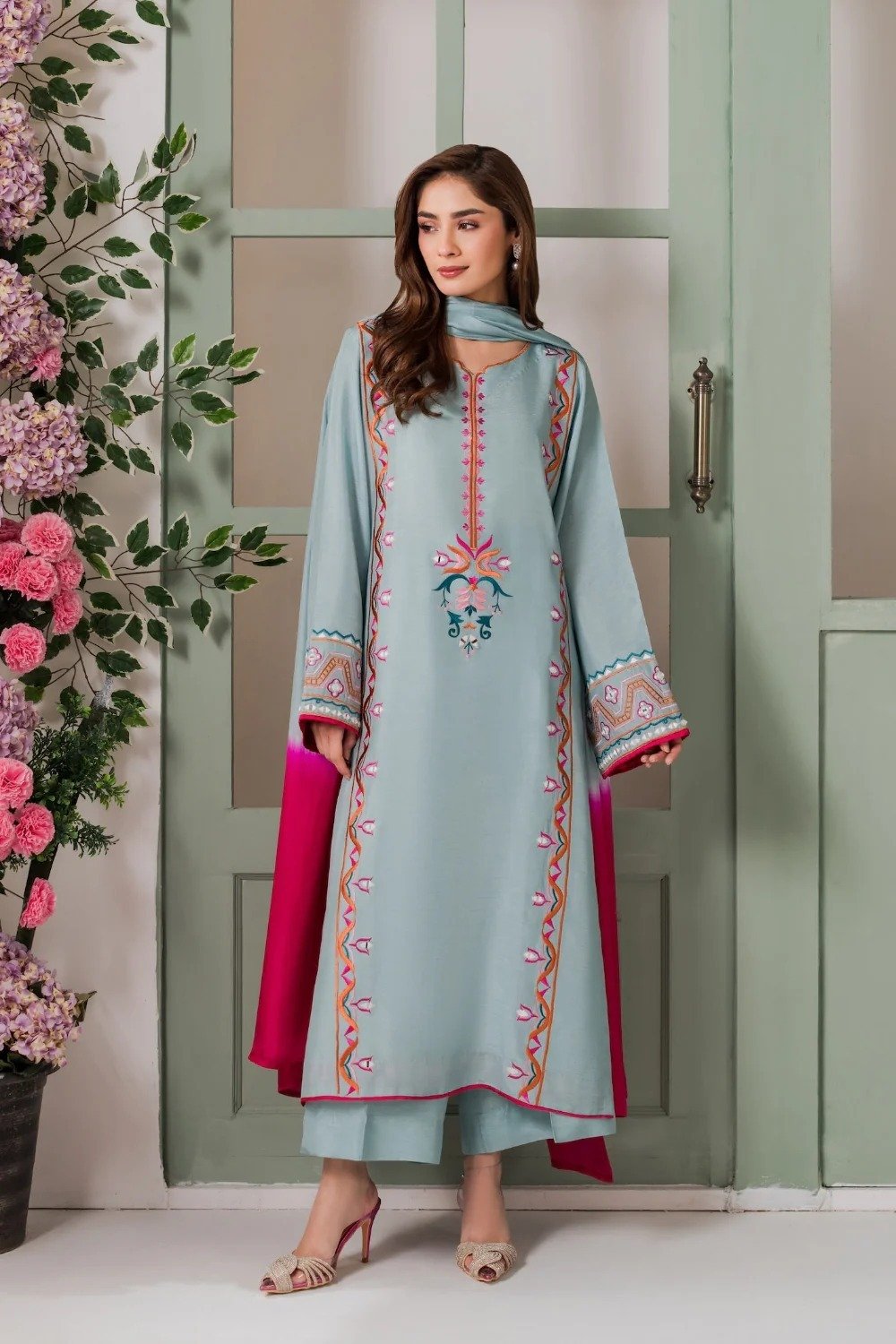 Gulmohar Embroidered French Crepe Kurta Set with Shaded Chinon Dupatta Code !! F.B.P.S.