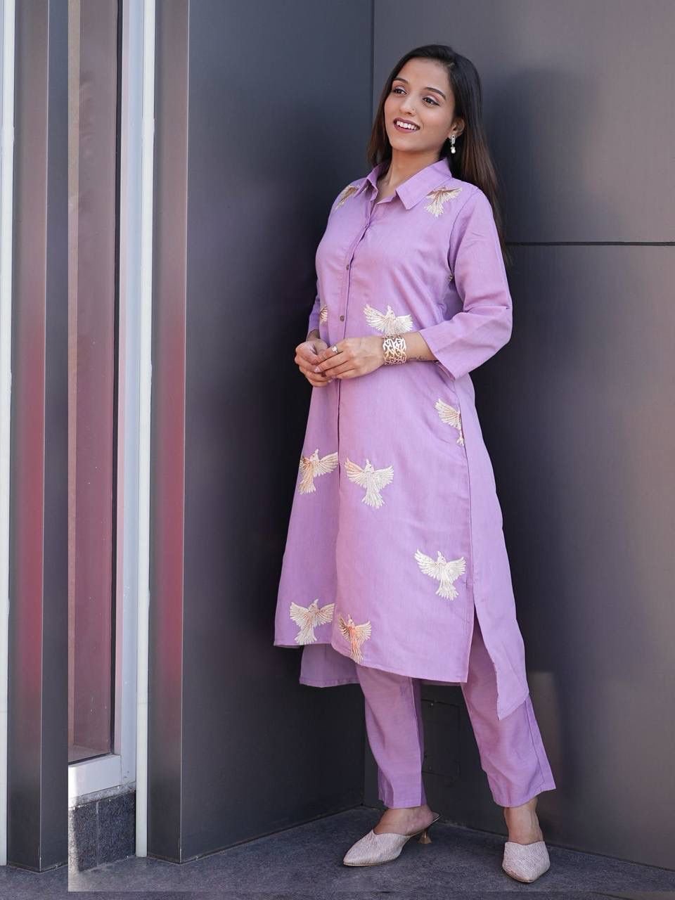Paridhan Banarasiya Lavender Roman Silk Co-ord Set with Thread Embroidery Code !! F.B.K.