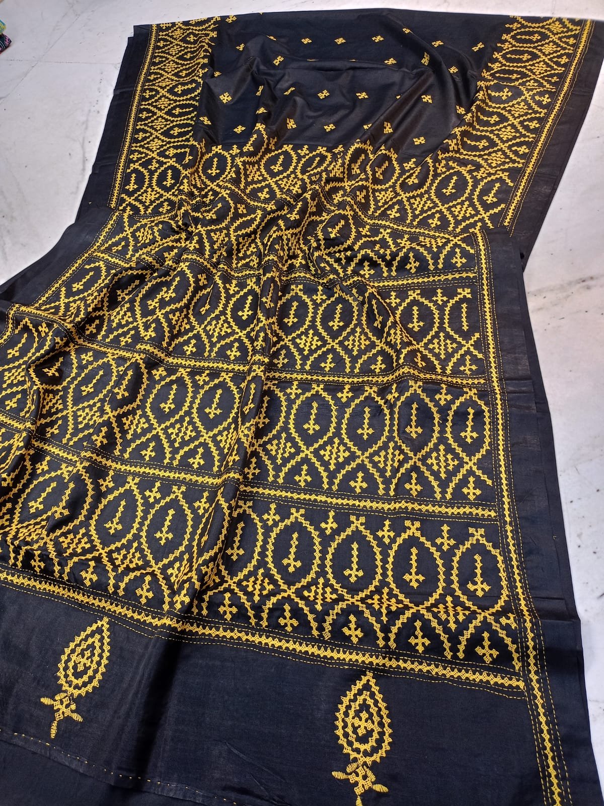 Exclusive Handwoven Blended Bangalore Silk Saree with Authentic Gujarati Hand-Embroidery Code !! T.T.G.C.