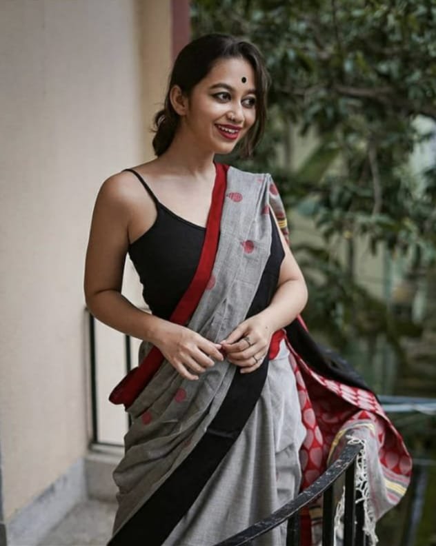 Elegant Handloom Cotton Raindrops Saree Code !! T.T.G.C.