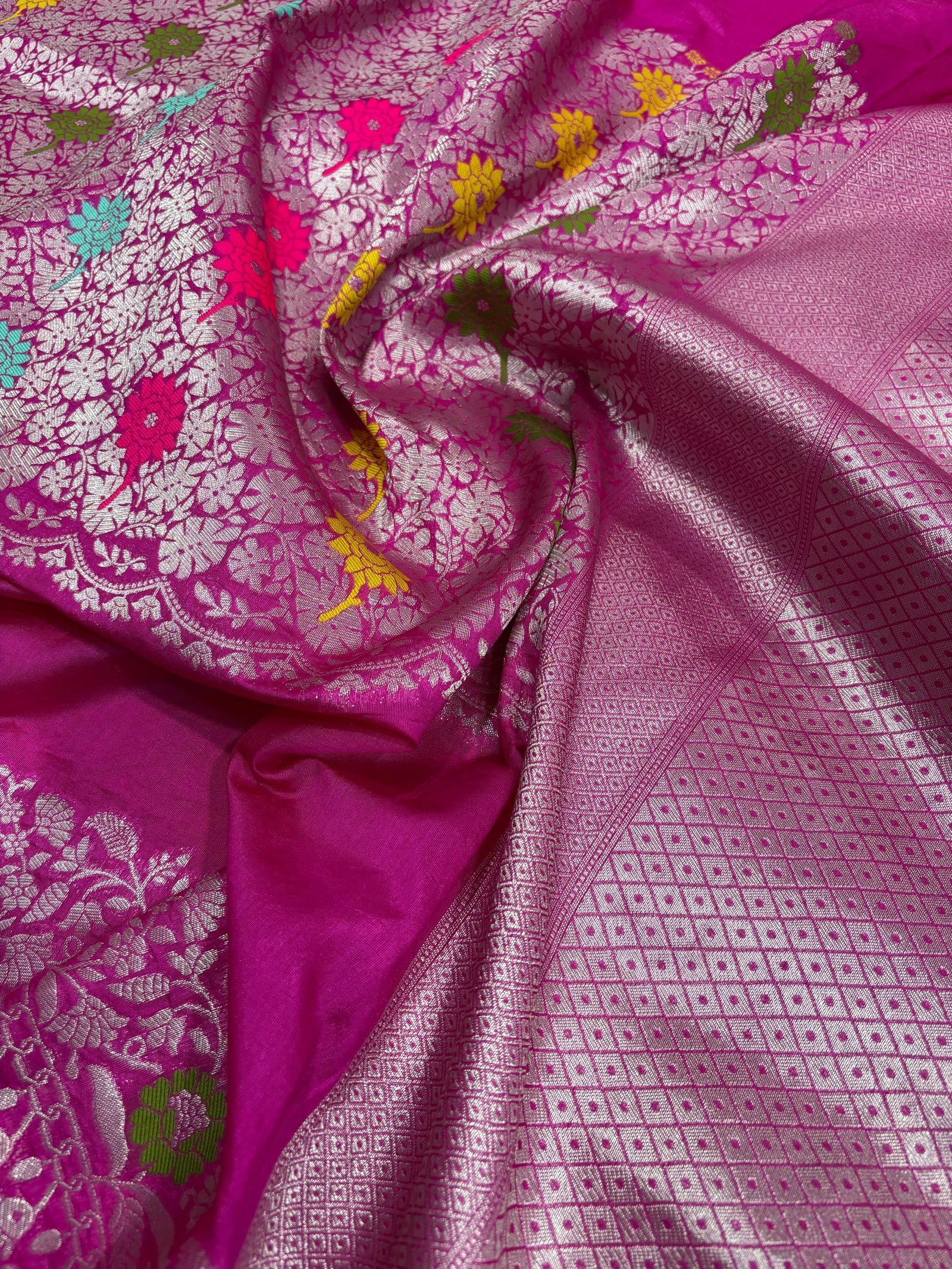 Banarasi Tussar Silk Saree with All-Over Zari Weaving & Contrast Resham Floral Booti Code !! B.H.C.