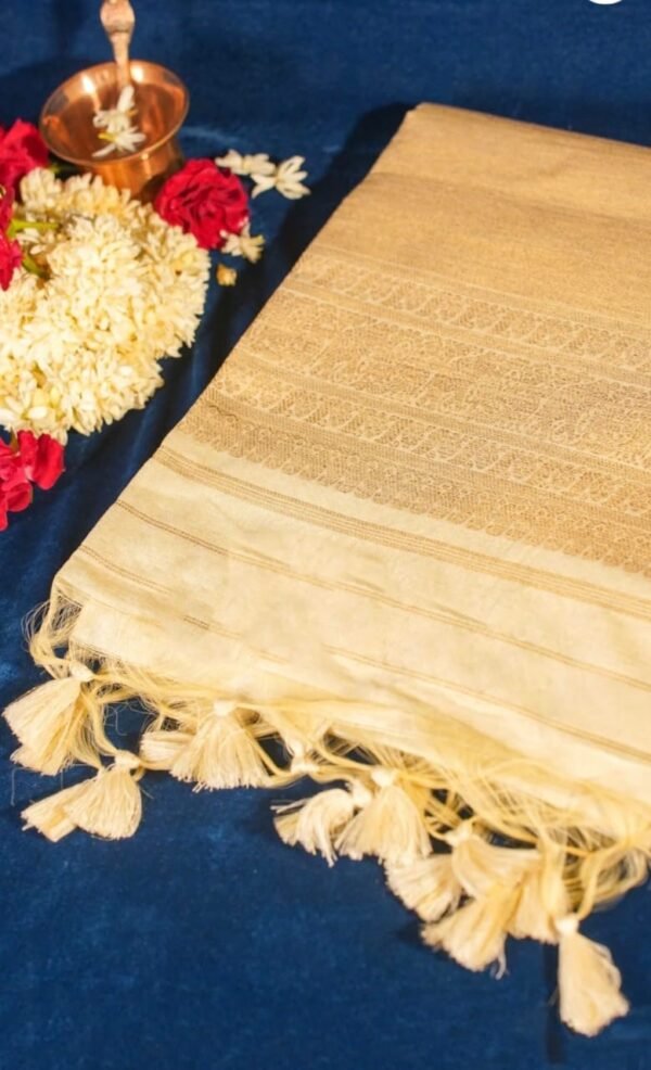 Banarasi Cream Raw Silk Saree with Golden Zari Border | ₹2999 Banarasi Cream Raw Silk Saree