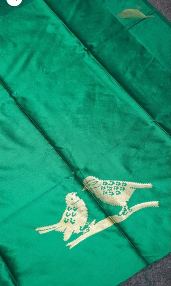 Banarasi Rama Green Raw Silk Saree