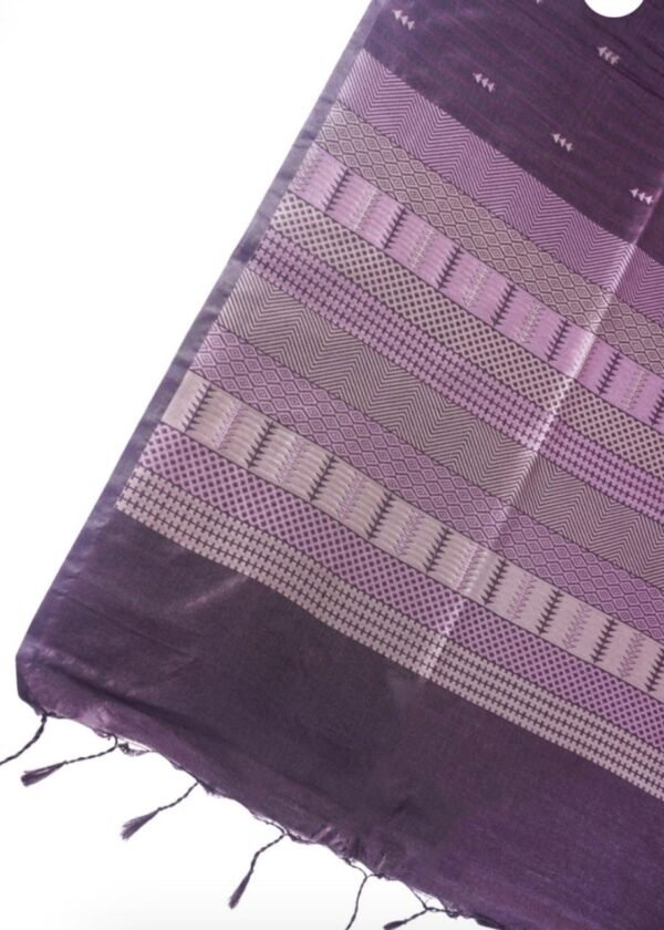 Banarasi Purple Raw Mango Silk Saree with Zari Buta Purple Raw Mango Silk Saree