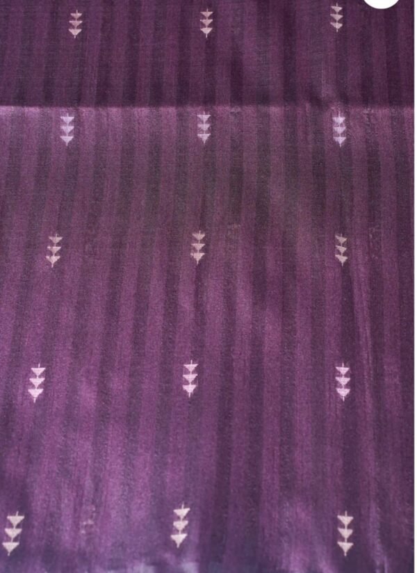 Banarasi Purple Raw Mango Silk Saree with Zari Buta Purple Raw Mango Silk Saree