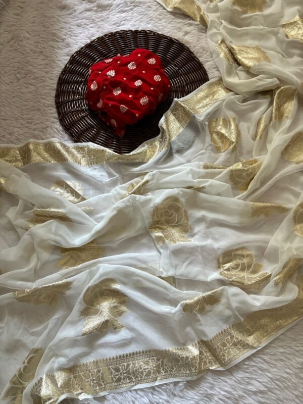 Viscose Georgette Saree With Contrast Viscose Georgette Blouse Viscose Georgette Saree With Contrast Viscose Georgette Blouse