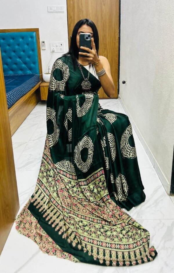 Classic Bandhej Pure Gajji Soft Silk Saree – 6.30 Mtr with Blouse | ₹830 Classic Bandhej Pure Gajji Soft Silk Saree