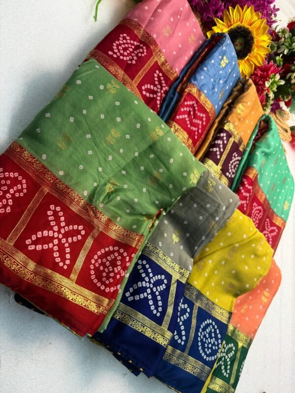 Heavy Marshmallow Foil Saree